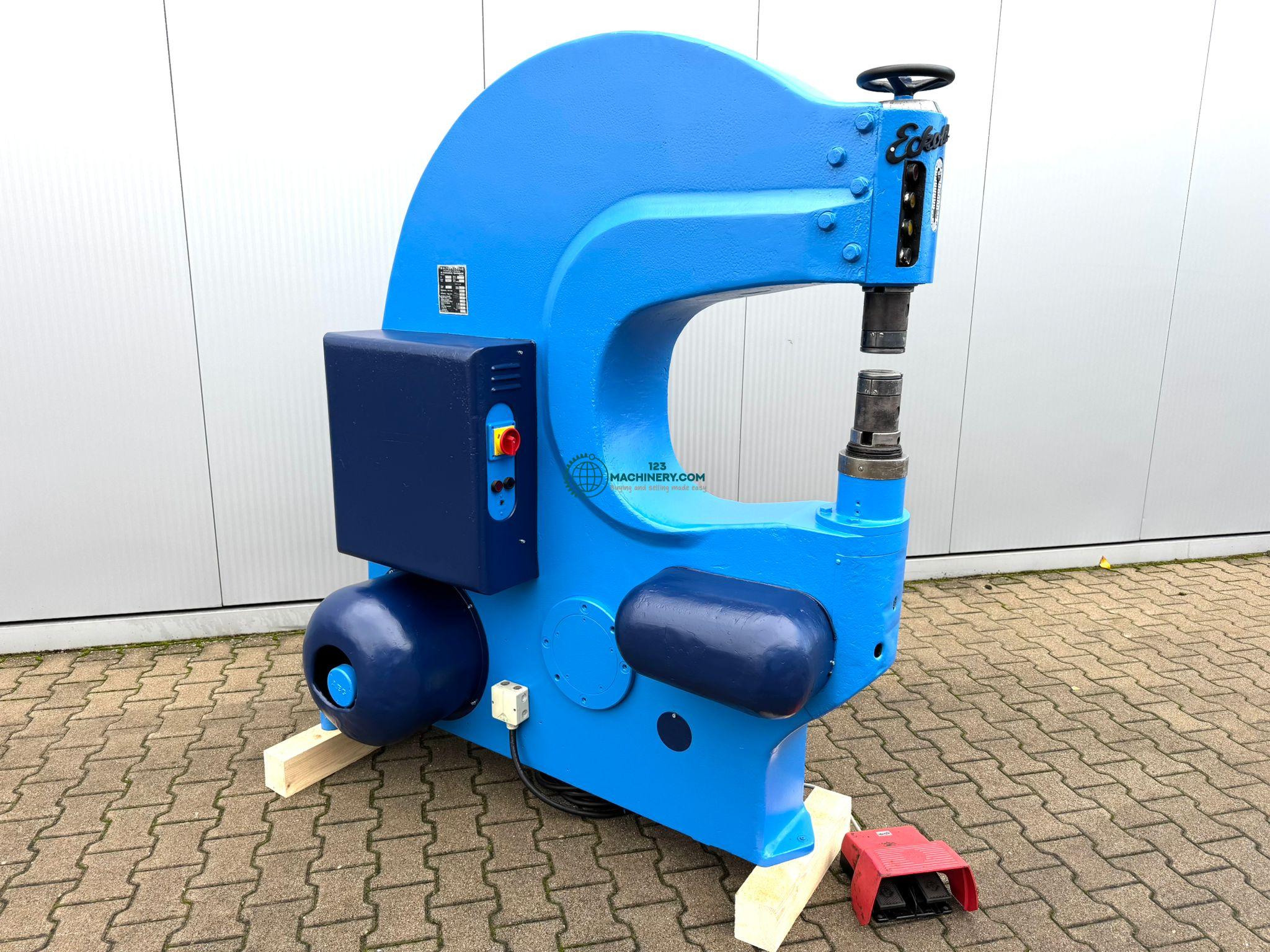 ECKOLD KF 653 C - Kraftformer